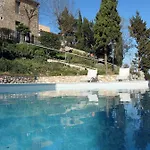 Le Relais Des Chartreuses Hotell 4*