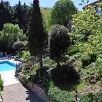 Le Relais Des Chartreuses