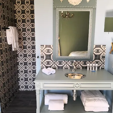 Le Relais Des Chartreuses Le Boulou