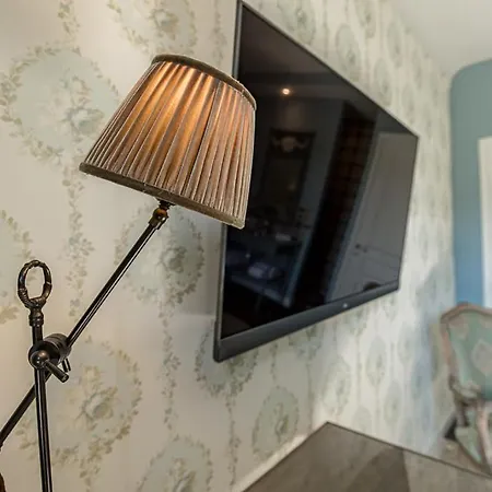 Le Relais Des Chartreuses Hotel 4*