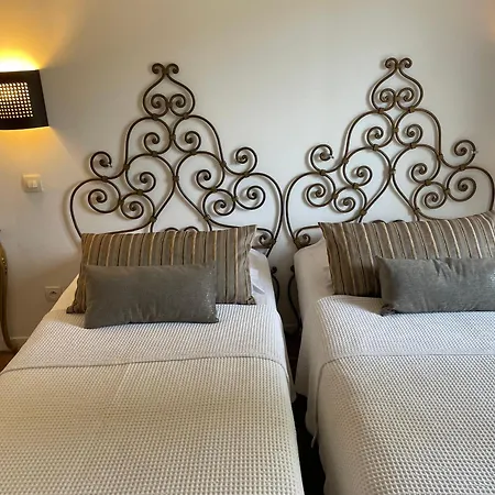 Le Relais Des Chartreuses Otel Le Boulou