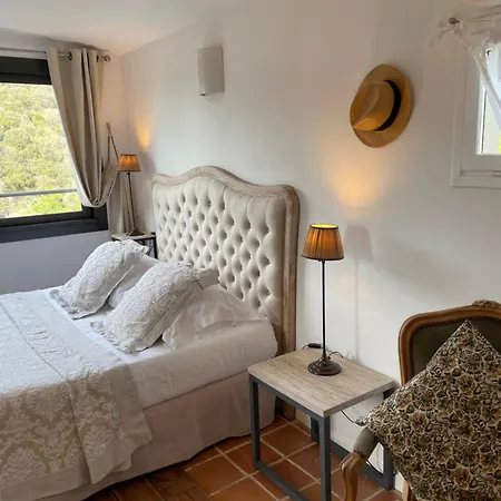 Hotel Le Relais Des Chartreuses 4*