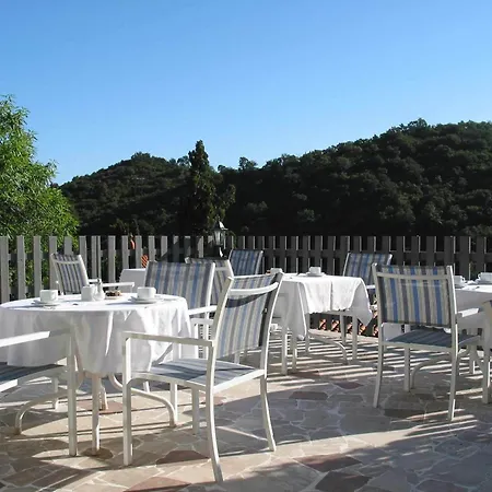 Le Relais Des Chartreuses Le Boulou