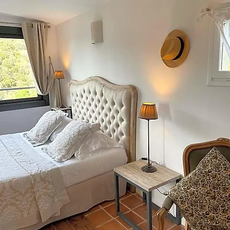 Hotell Le Relais Des Chartreuses 4*