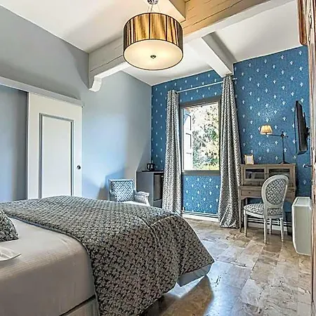 Le Relais Des Chartreuses 4*