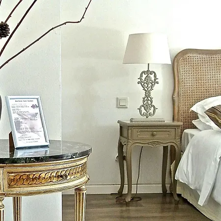 Le Relais Des Chartreuses 4*