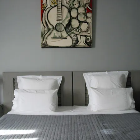 Le Relais Des Chartreuses Le Boulou