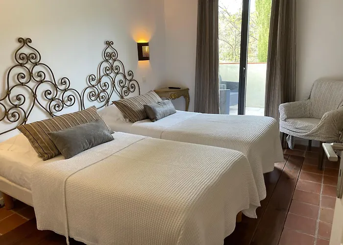 Le Relais Des Chartreuses 4* Le Boulou